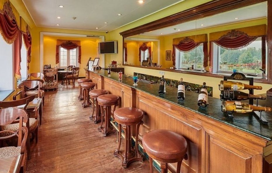 The Lalit Grand Palace