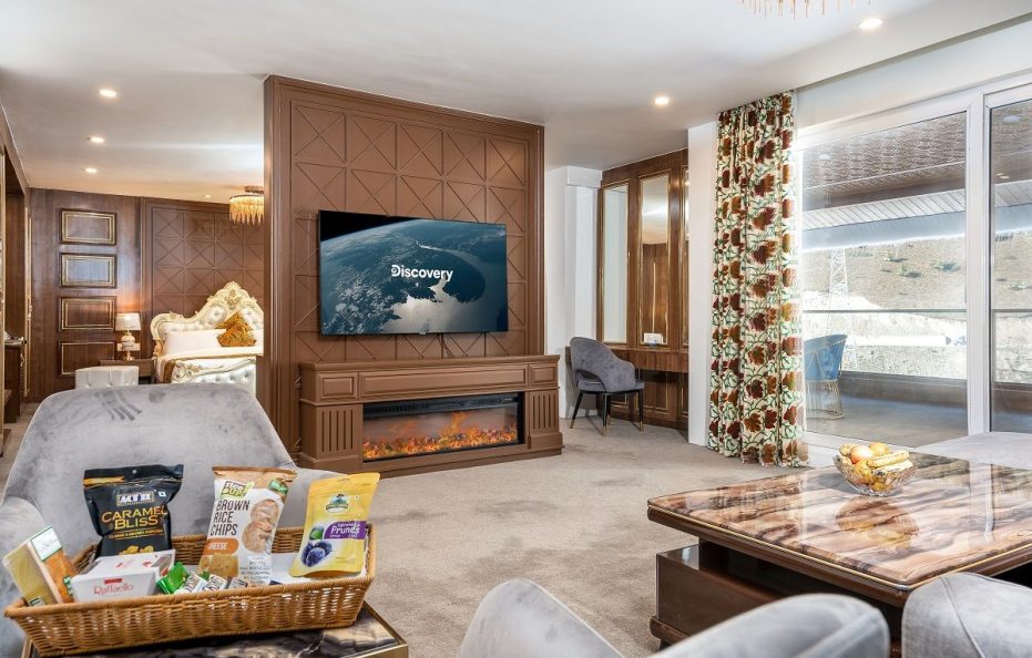 Snowland Luxury Boutique Hotel