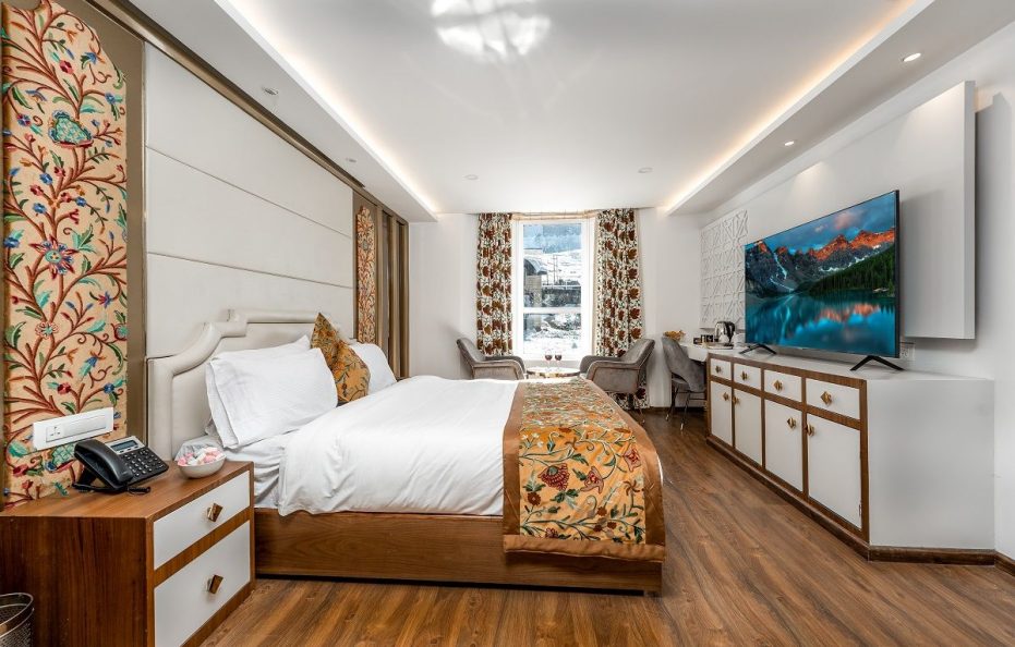 Snowland Luxury Boutique Hotel