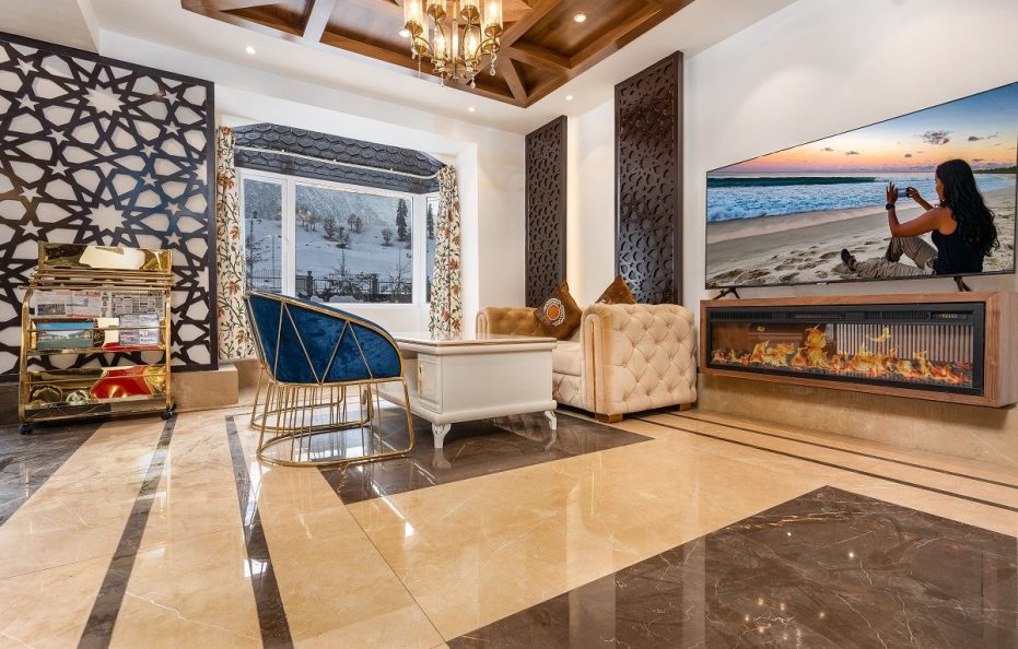 Snowland Luxury Boutique Hotel