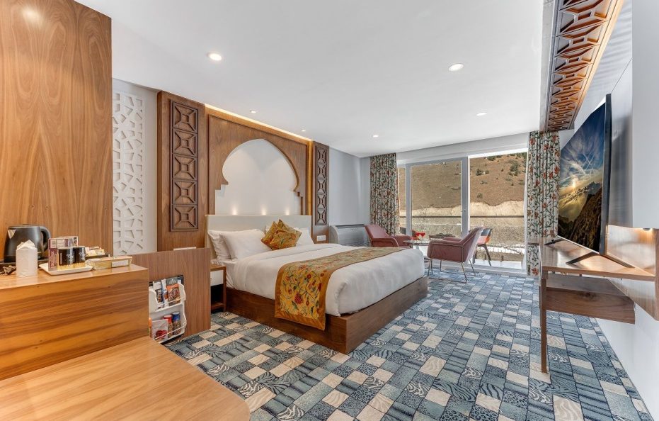 Snowland Luxury Boutique Hotel