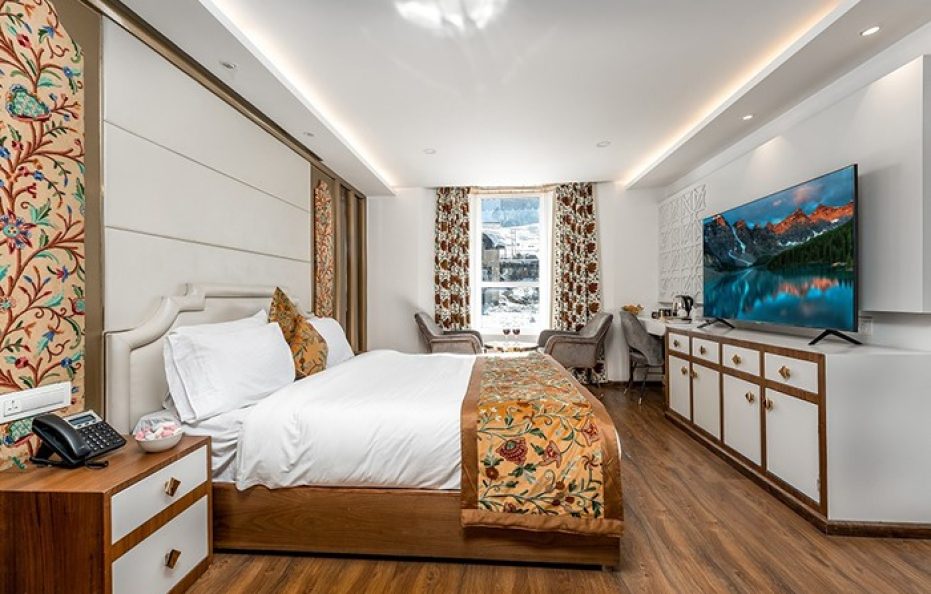 Snowland Luxury Boutique Hotel