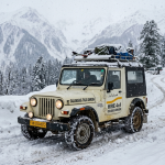 Hire 4x4 SUV Taxi in Gulmarg for Heavy Snow